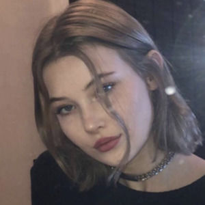 Meet your Posher, Aston